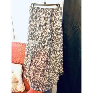 Express High Low Skirt, Front Slit, Abstract Gray and White